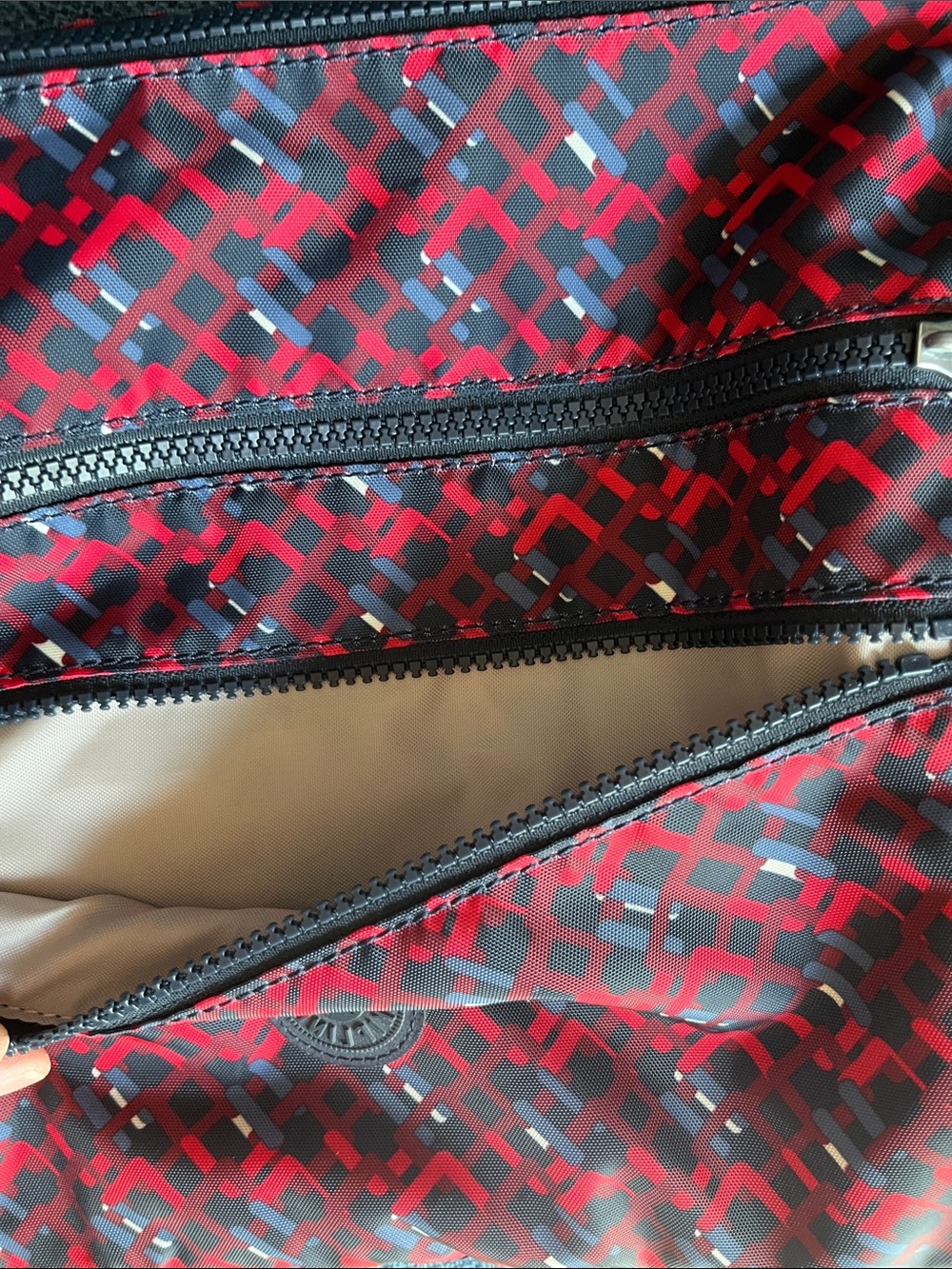 Kipling Spacious many pockets! Red and Black Patterned Triple-Zip Crossbody - Picture 4 of 11